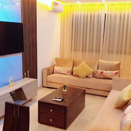 Appartement De Haut Standing. Marrakesh Ngoại thất bức ảnh